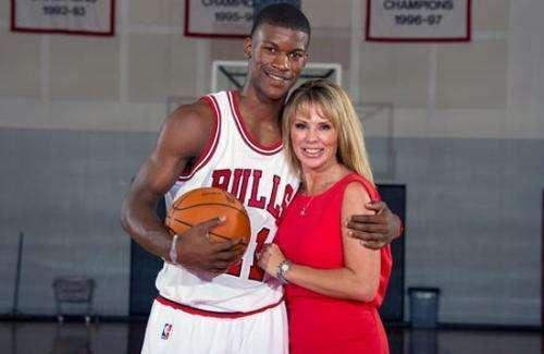 也呈现了全 也呈现了全