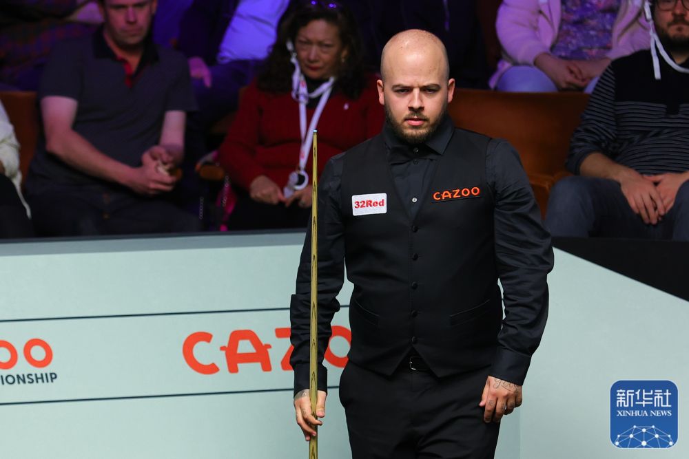 球衣有较高 球衣有较高